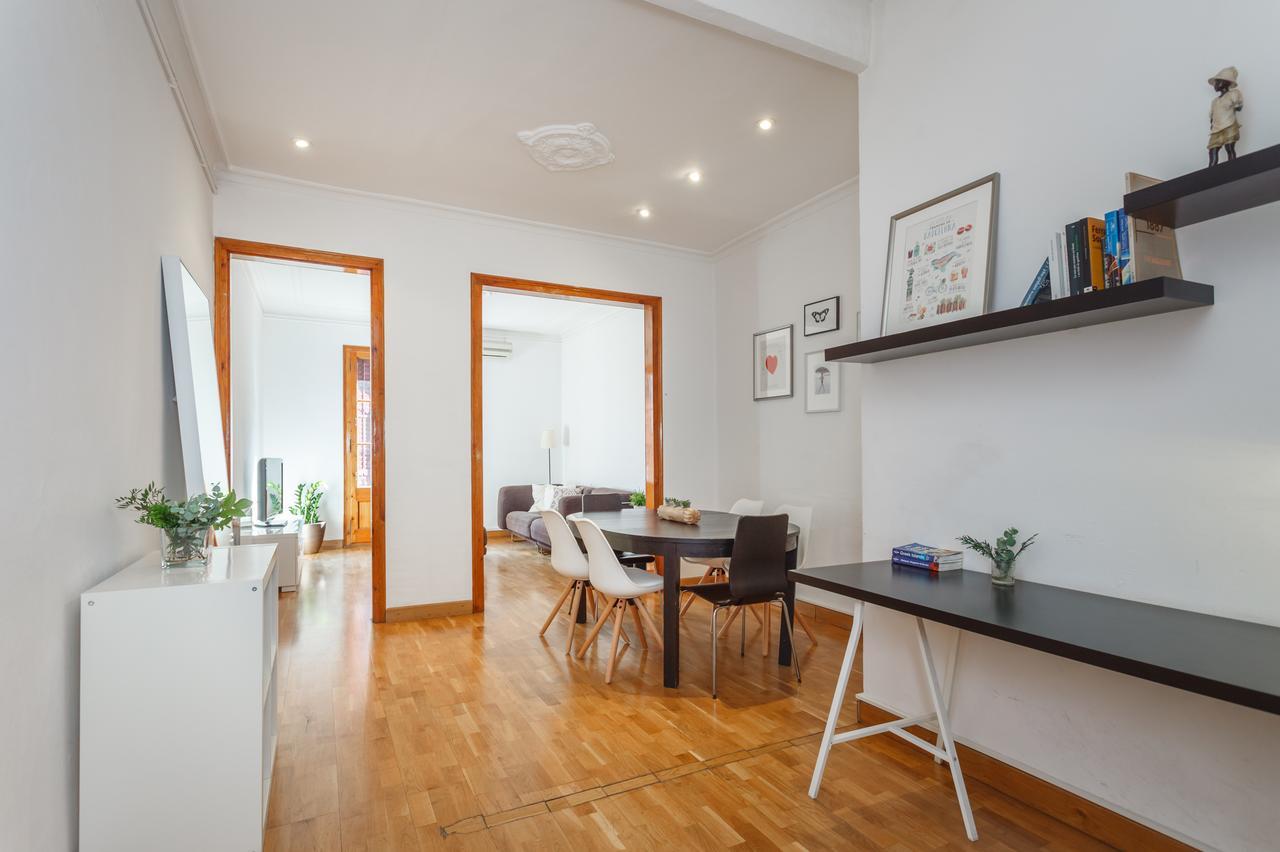 Flateli Aribau Apartment Barcelona Ngoại thất bức ảnh