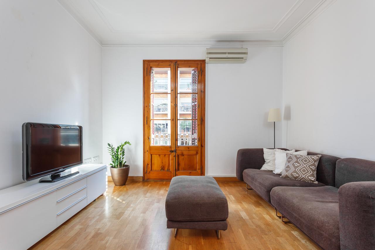 Flateli Aribau Apartment Barcelona Ngoại thất bức ảnh