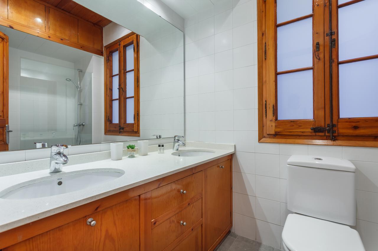 Flateli Aribau Apartment Barcelona Ngoại thất bức ảnh