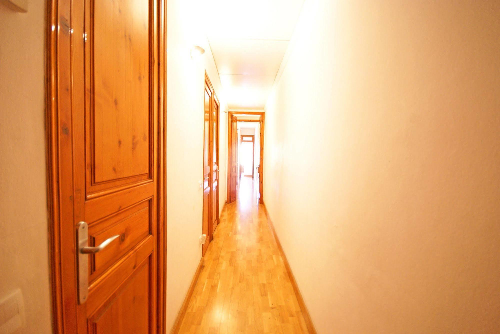 Flateli Aribau Apartment Barcelona Ngoại thất bức ảnh